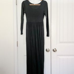 Long sleeve maxi dress